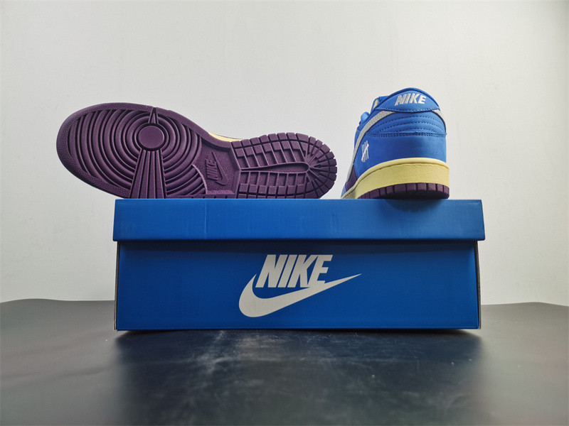 UNDEFEATED X NIKE DUNK LOW ‘ROYAL/PURPLE’ DH6508-400