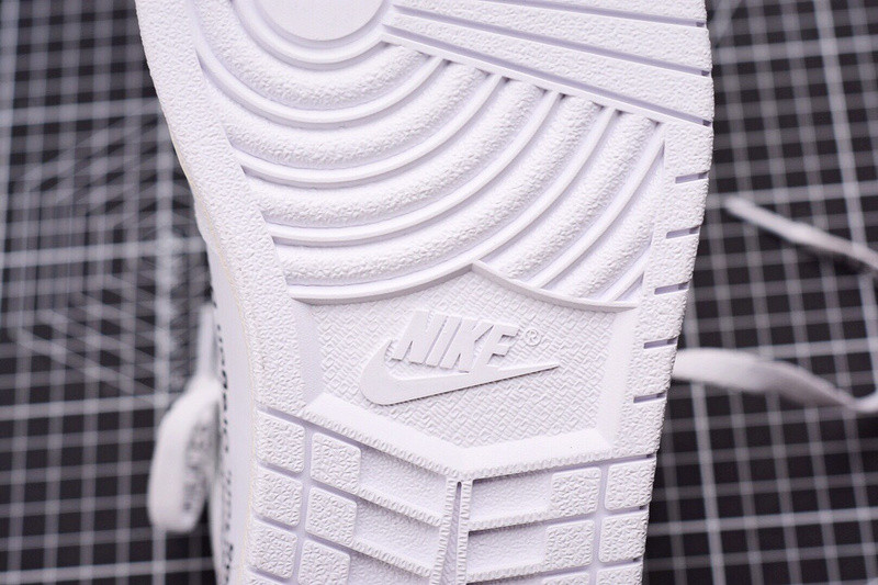 AIR JORDAN 1 RETRO HIGH X OW AQ0818-100