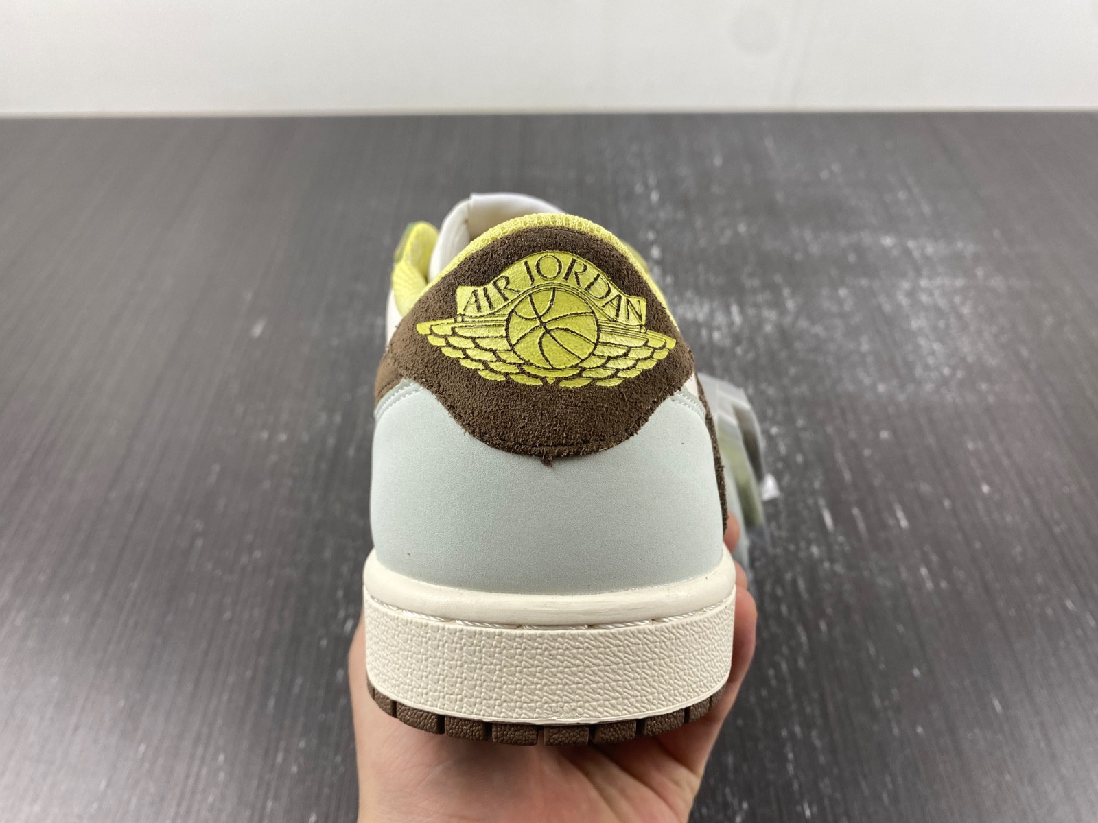 Travis Scott x Air Jordan 1 Low DM7866-603