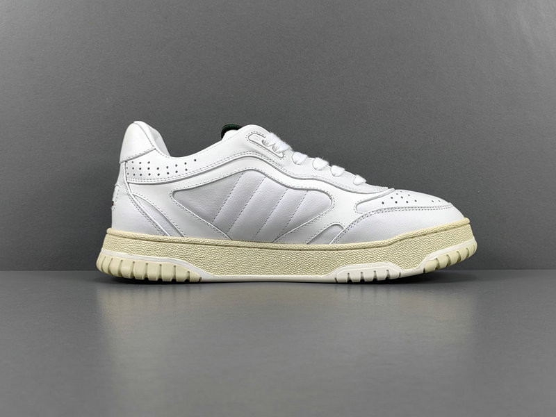 G*u*i re-web sneakers