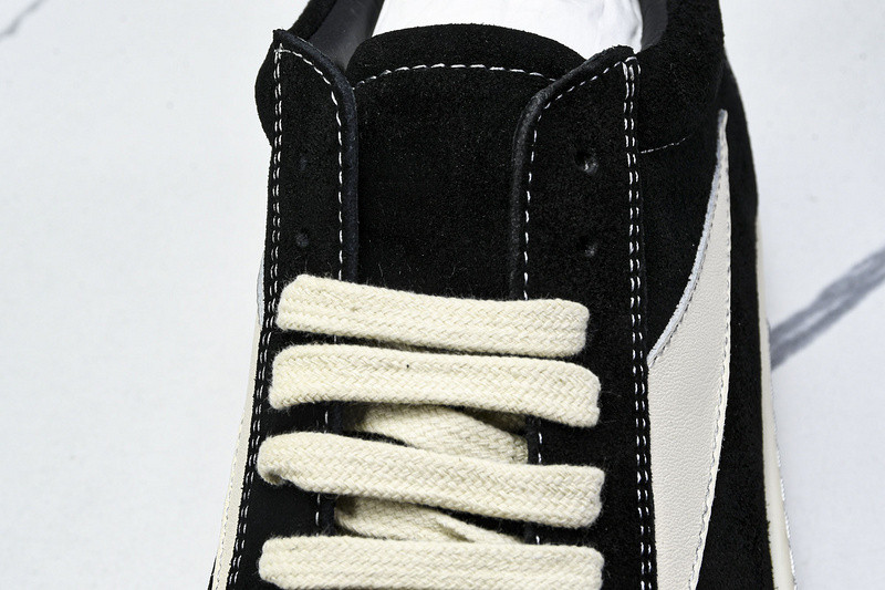 RICK 0WENS SNEAKERS(SUEDE)