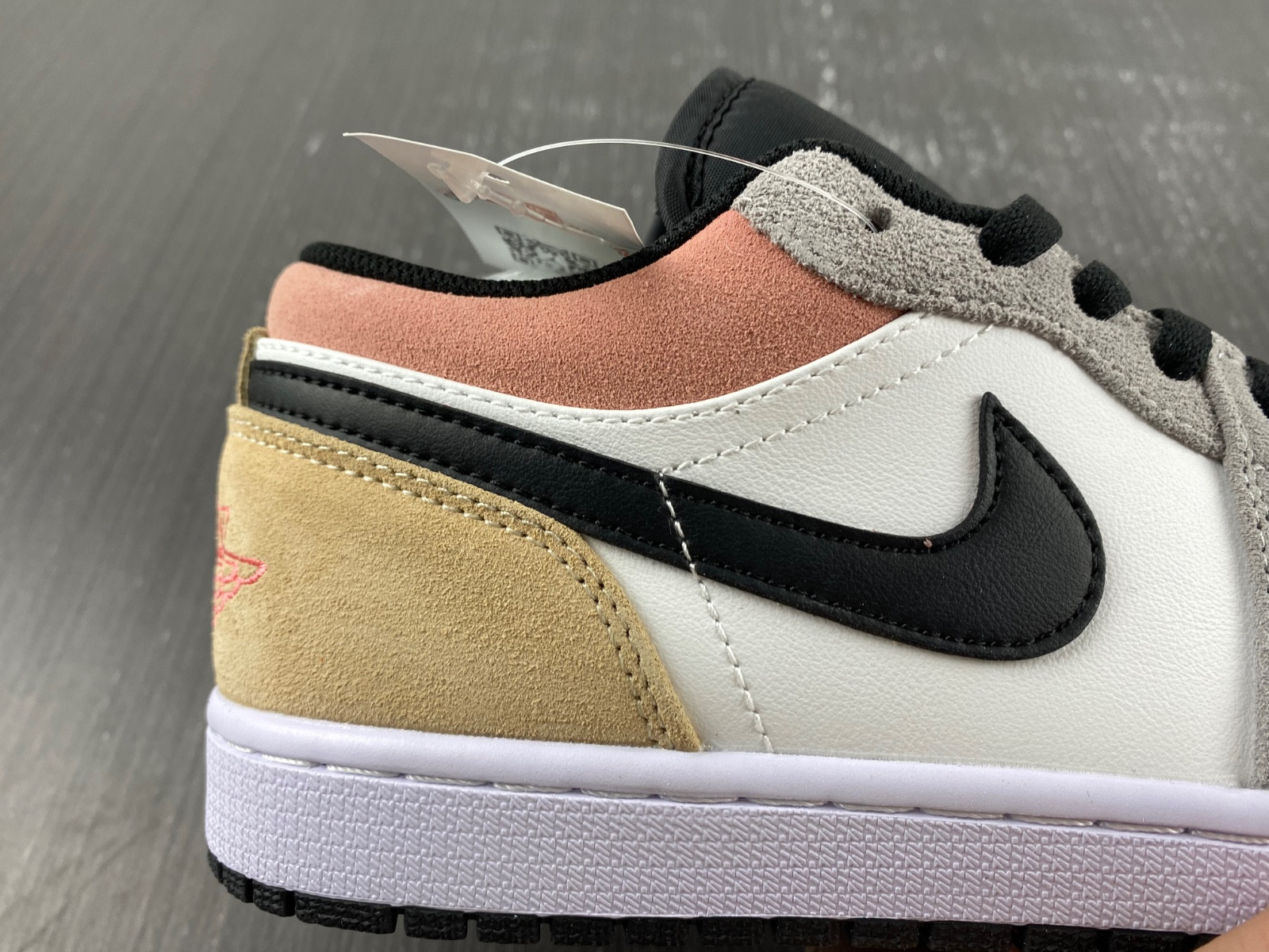 Air Jordan 1 Low "Flight Club" DX4334-008