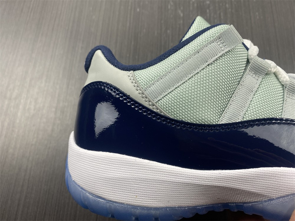 Jordan 11 Retro Low Georgetown 528895-007