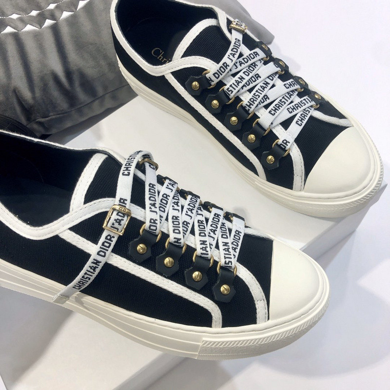 B23 OBLIQUE LOW SNEAKERS