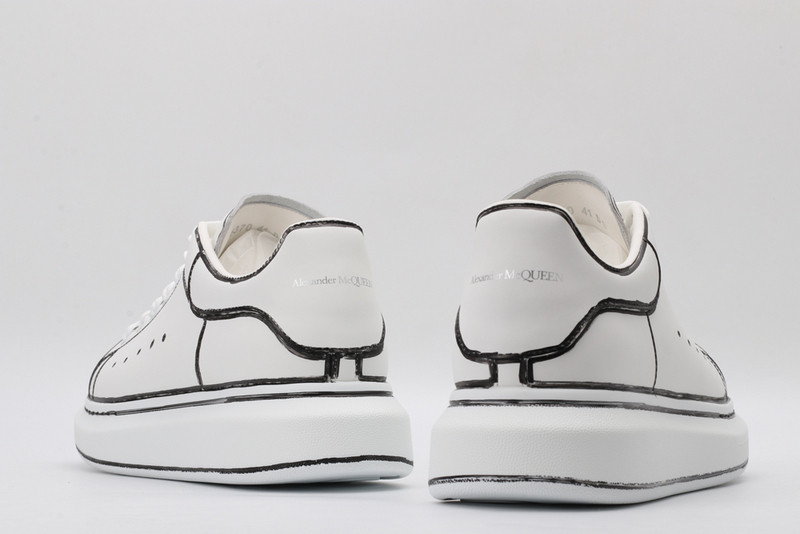 ALEXANDER MCQUEEN SNEAKER