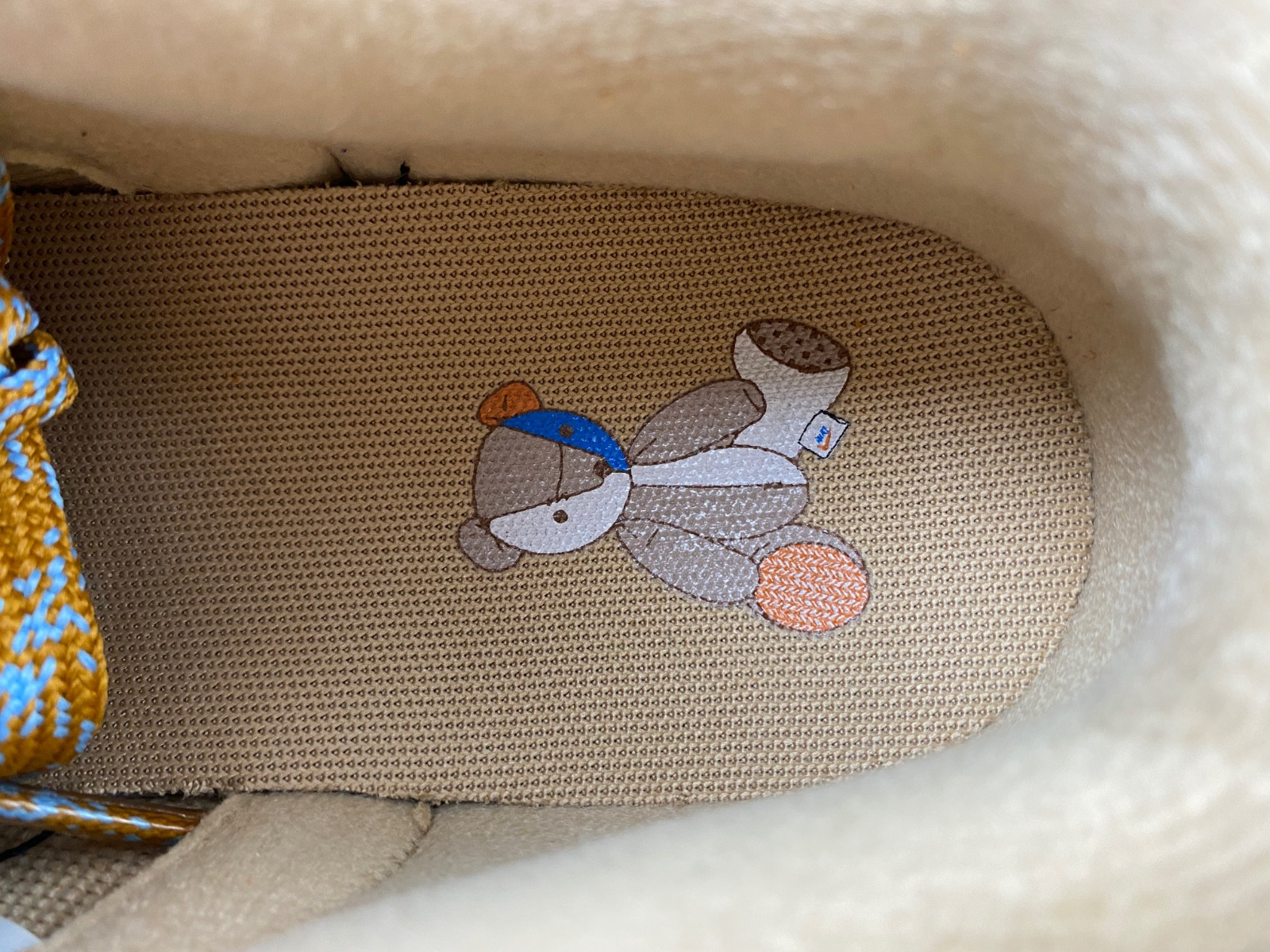 Nike Dunk Low "Teddy Bear" DZ5350-288