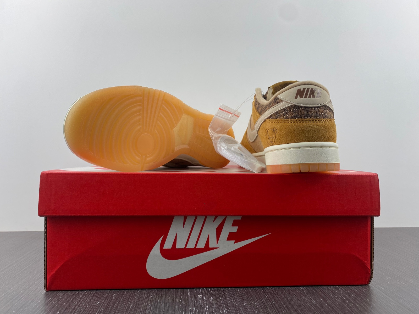 Nike Dunk Low "Teddy Bear" DZ5350-288