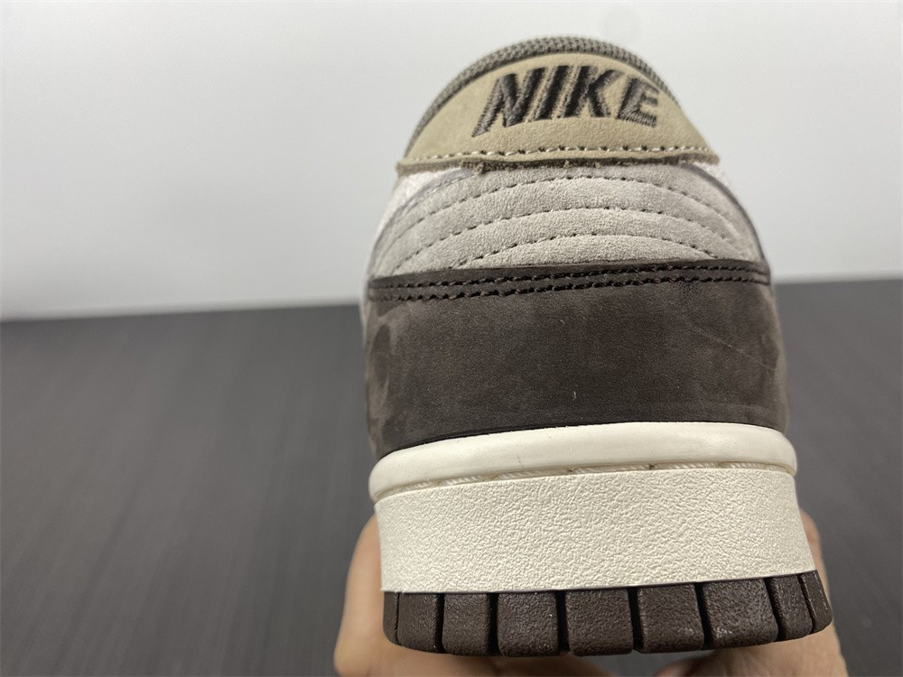 Nike SB Dunk Low "Steamboy OST" LF0039-001