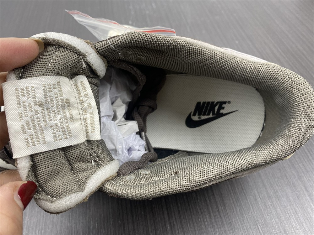 Nike SB Dunk Low "Steamboy OST" LF0039-001