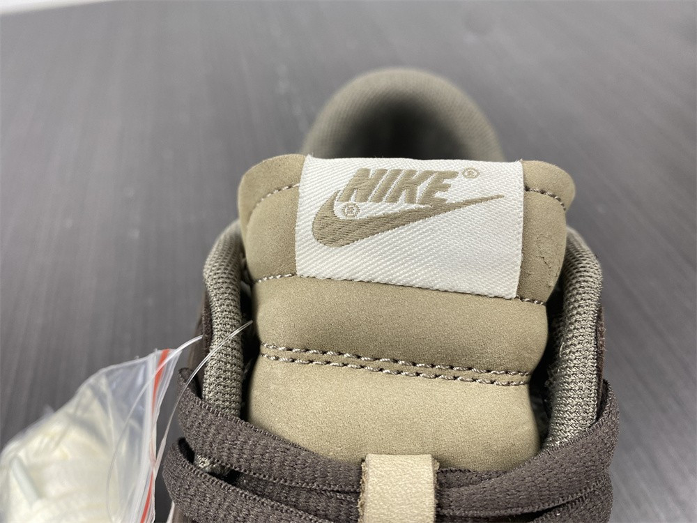 Nike SB Dunk Low "Steamboy OST" LF0039-001