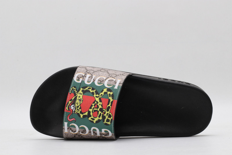 GUC LEATHER SLIDE