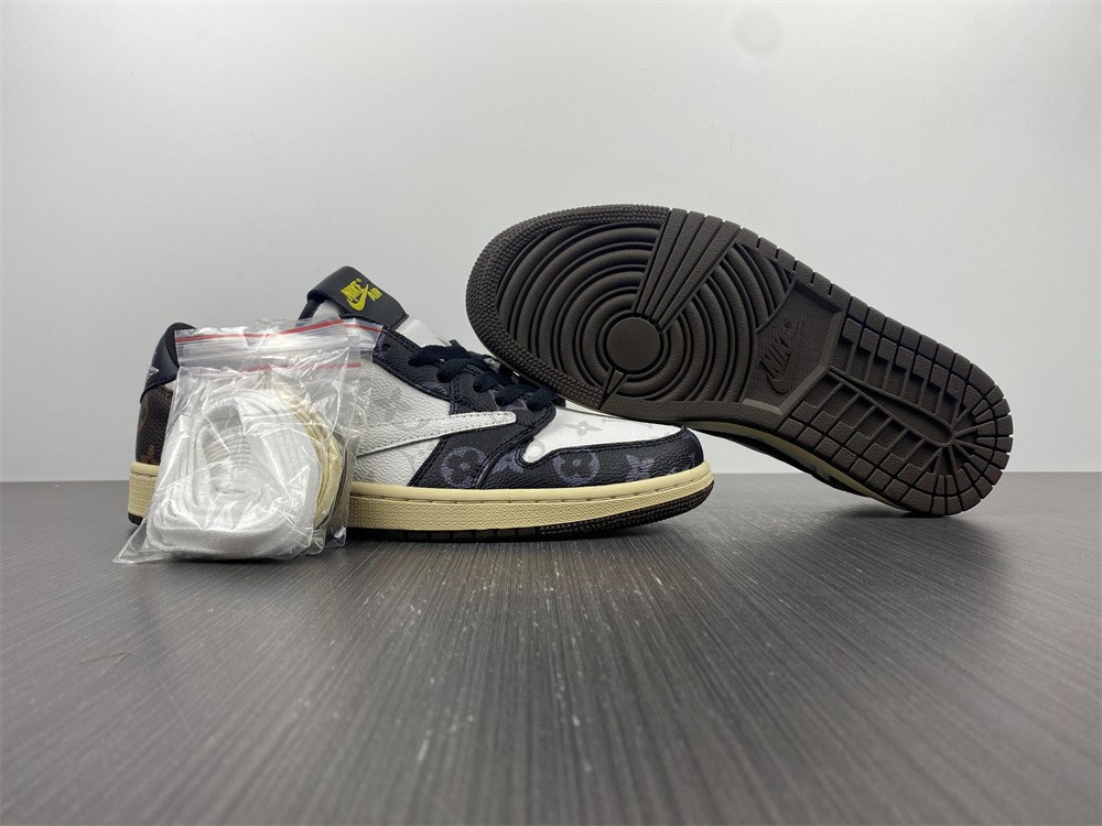 Travis Scott Fragment Air Jordan 1 Low OG CM7866-126