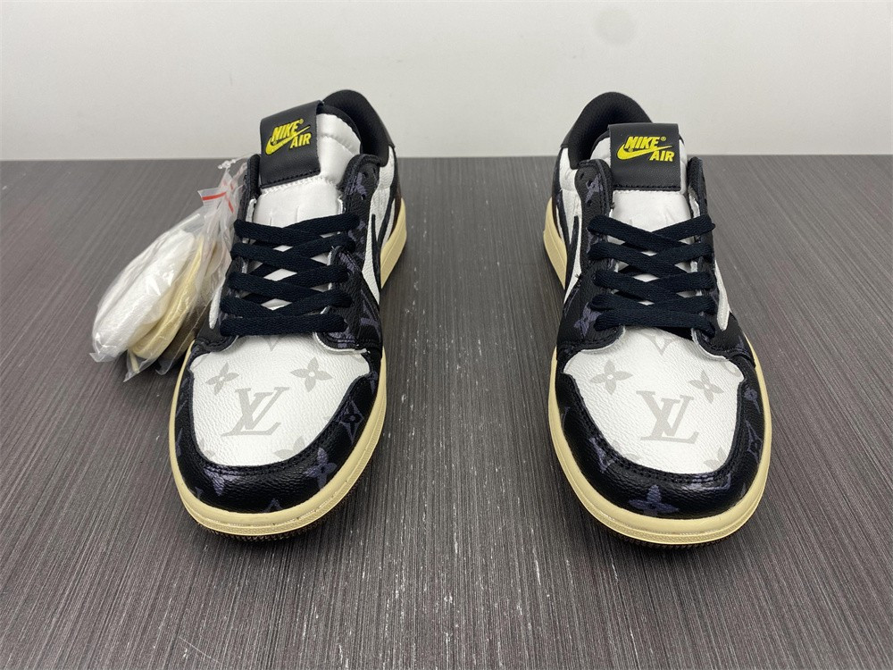 Travis Scott Fragment Air Jordan 1 Low OG CM7866-126