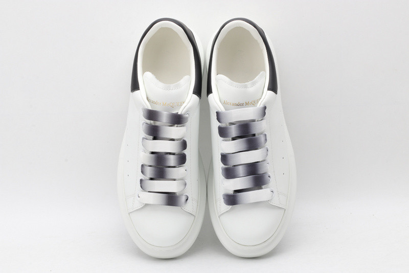 ALEXANDER MCQUEEN SNEAKER