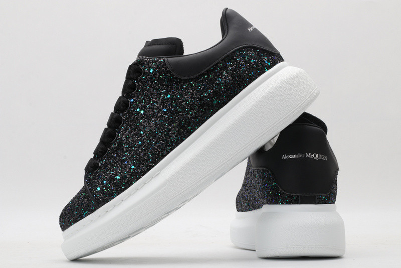 ALEXANDER MCQUEEN SNEAKER