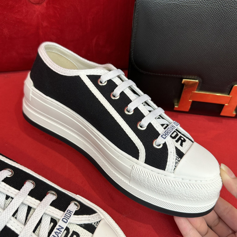 B23 OBLIQUE LOW SNEAKERS