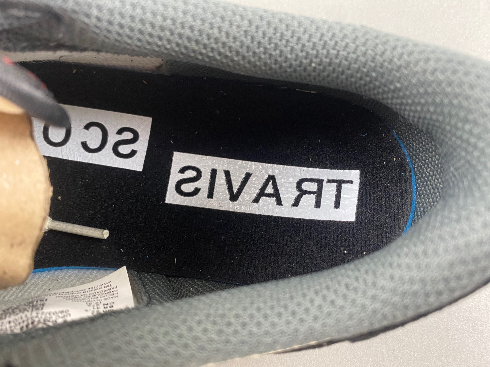 Travis Scott x Air Jordan 1 Low OG Pale Vanilla DM7866-201