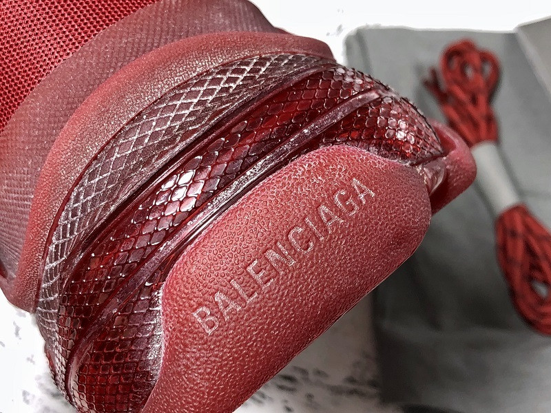 Ba*len*cia*ga triple s ecba800616h