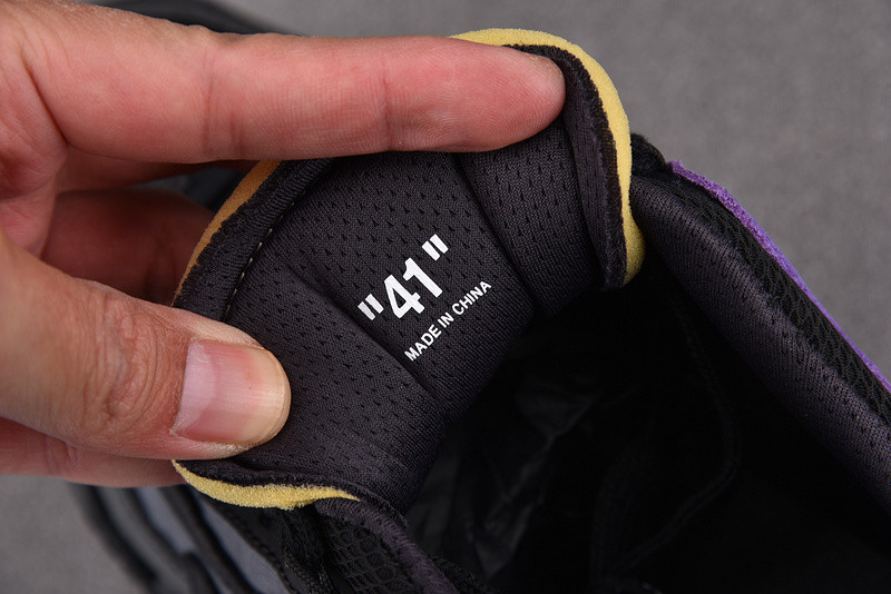 OW C/O ODSY-1000 SPORTS SHOES