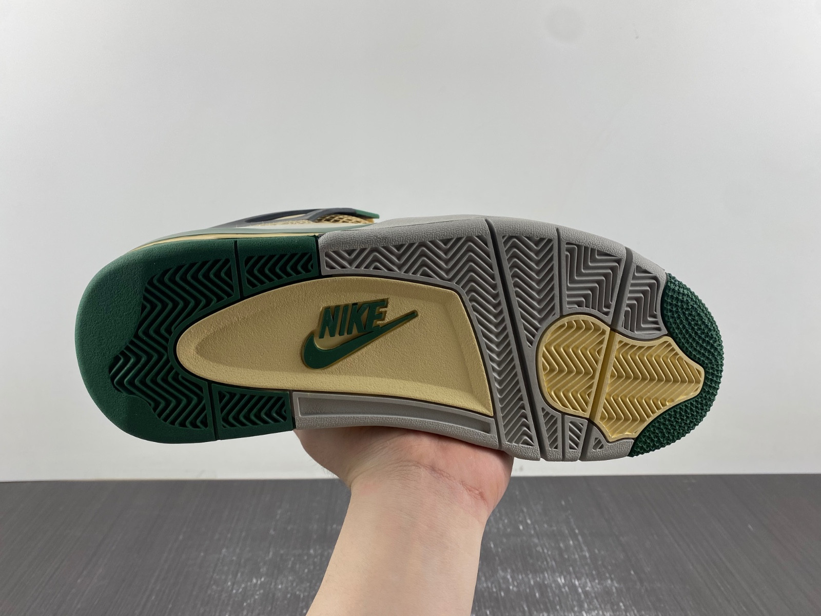 Nike Air Jordan 4 OG