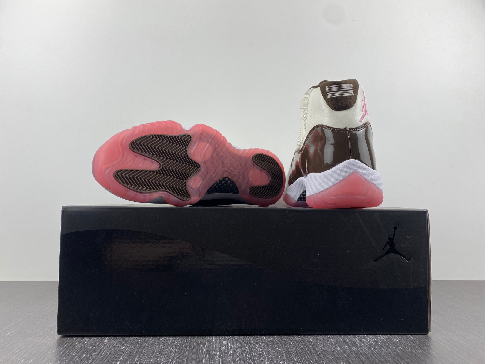 Air Jordan 11 Neapolitan Black Brown Pink White CT8012-126