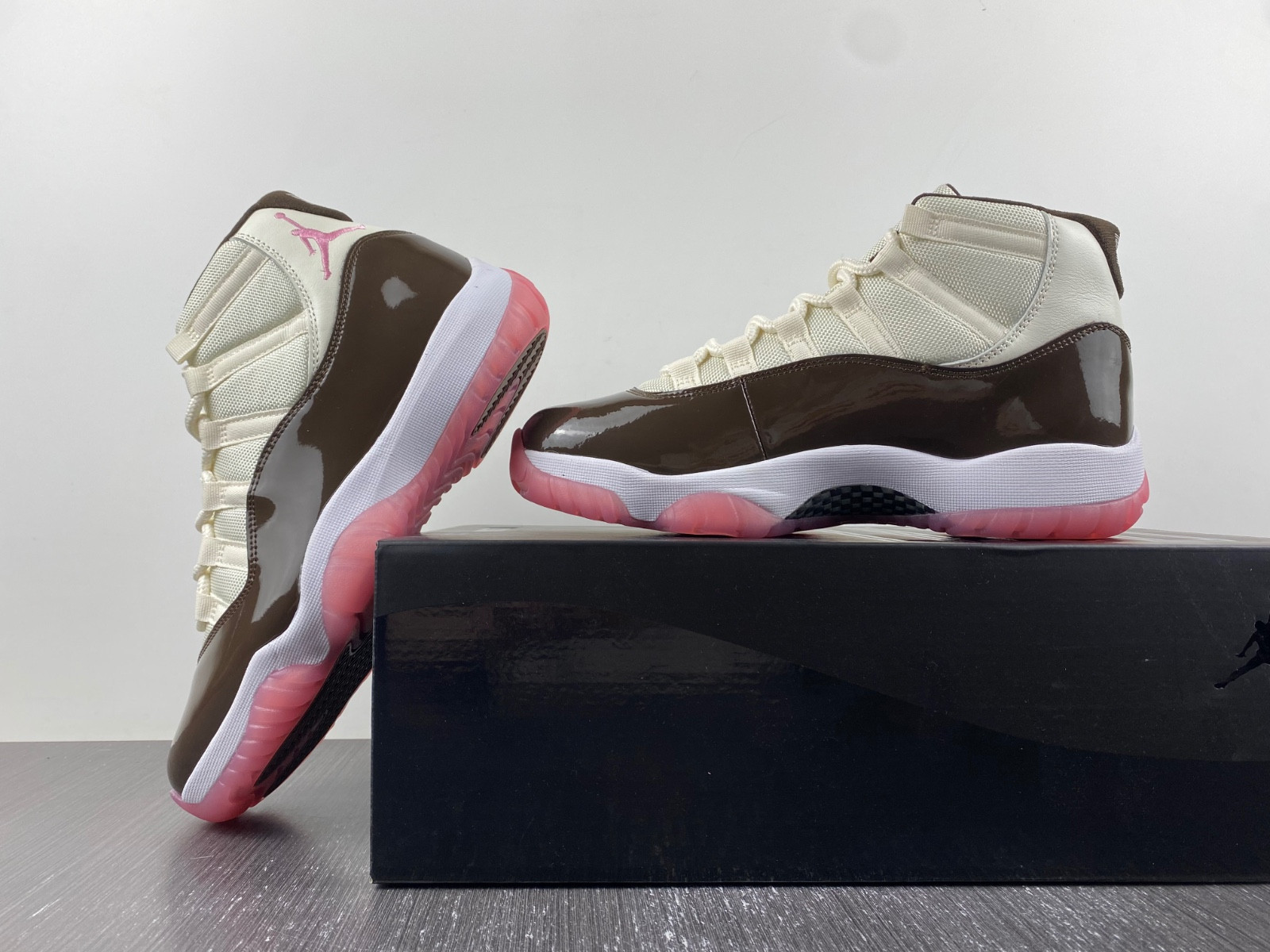 Air Jordan 11 Neapolitan Black Brown Pink White CT8012-126