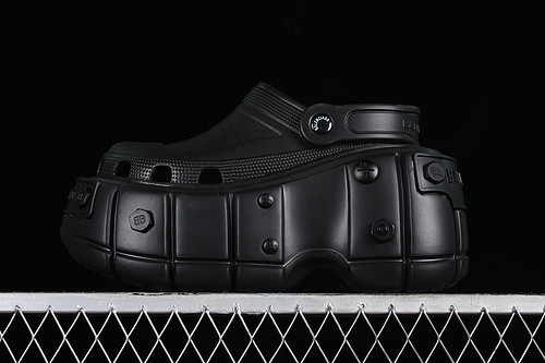 Ba*len*cia*ga slides