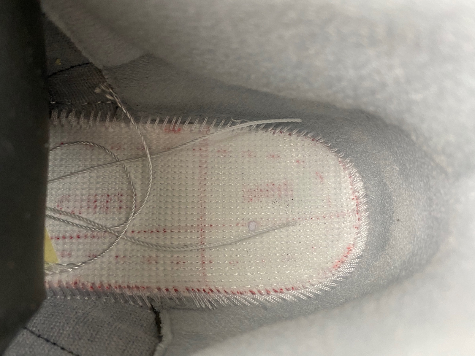 Air Jordan 3 "Black/Green Glow" CT8532-031