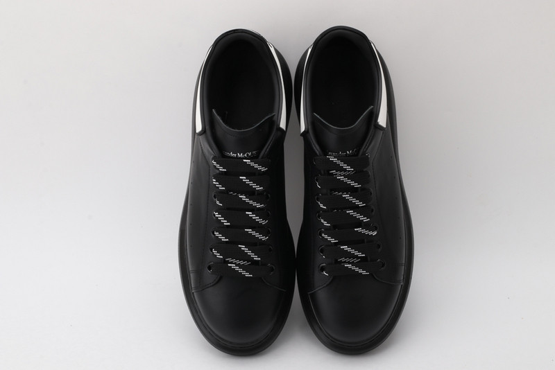 ALEXANDER MCQUEEN SNEAKER