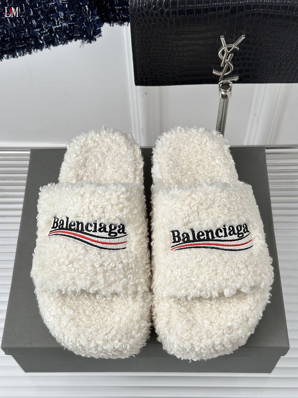 BALENCIAGA SLIDES