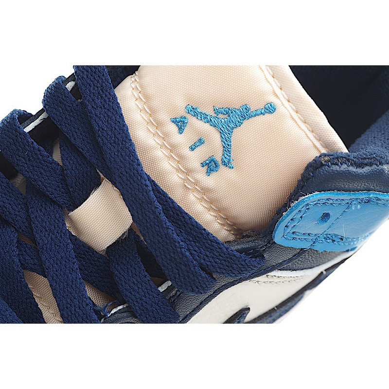 AIR JORDAN 1 KIDS SHOES