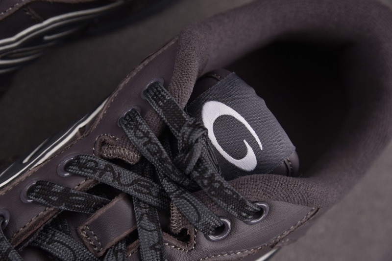 Balenciaga Hamptons Worn-Out