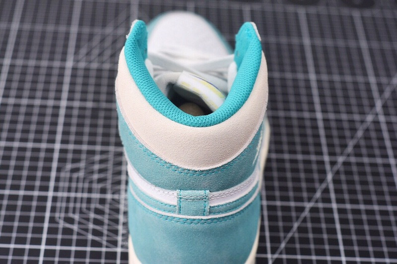 Air Jordan 1 Retro High Turbo Green 555088-311