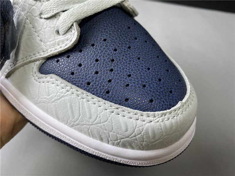 Air Jordan 1 Low SE CW8576-200