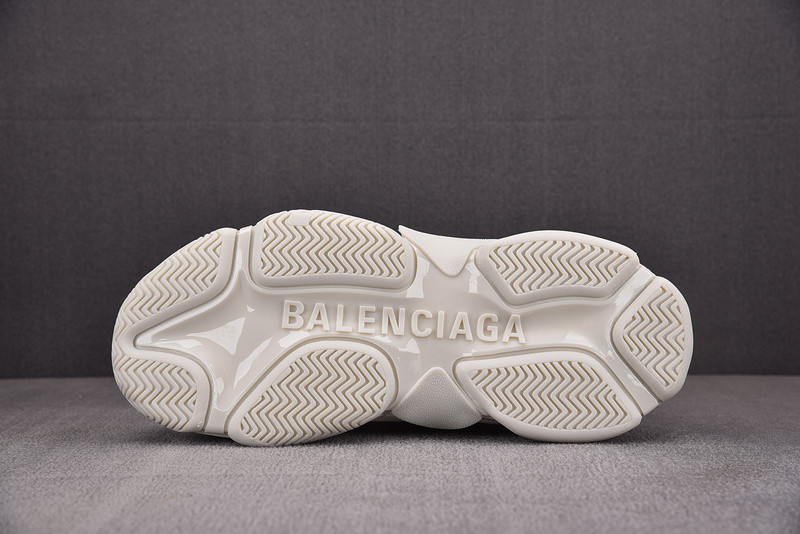 Ba*len*cia*ga triple s 524039 w2fwa 9000