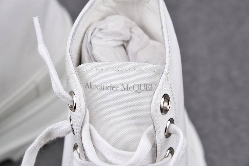 ALEXANDER MCQUEEN SNEAKER