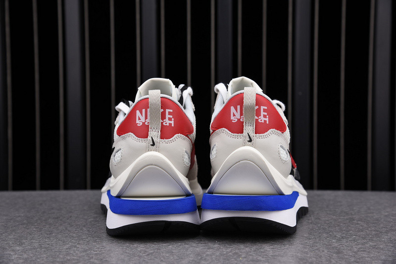 sacai x Nike VaporWaffle 3.0 CV1363-100