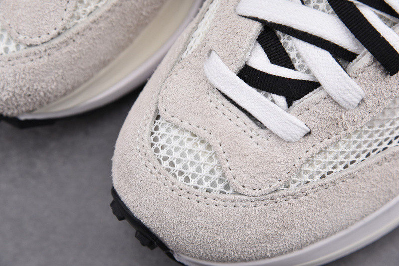 sacai x Nike VaporWaffle 3.0 CV1363-100